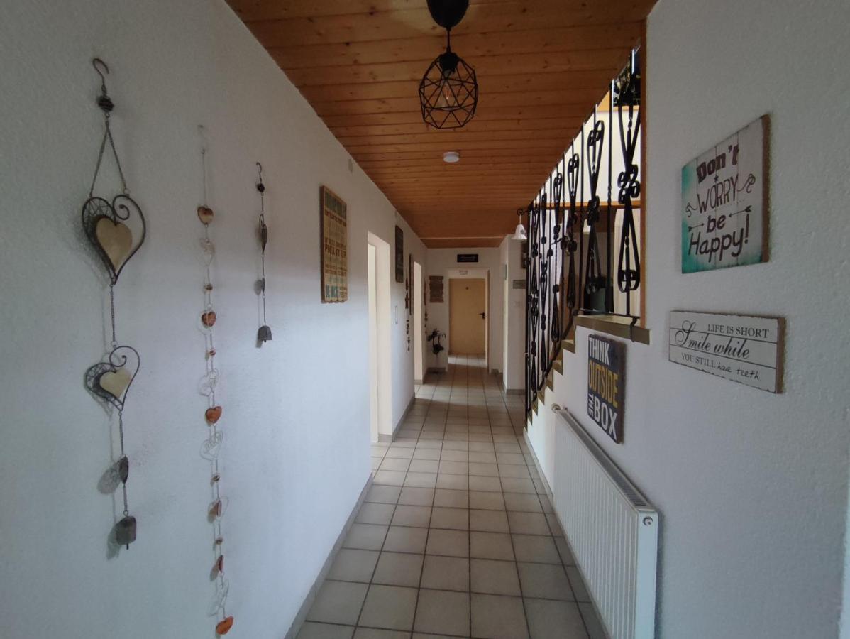 Haus Alpenhahn Apartment Wenns Exterior photo